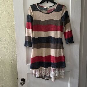 Eloges Boho Multicolored Longline 3/4 sleeve Lightweight Top